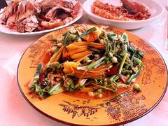 五朵金花-沈卫国卤鸡店(总店)