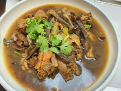 -回头客餐厅·家的味道农家菜·虹鳟鱼·铁锅炖(雁栖湖店)