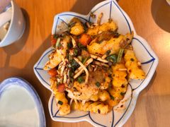 -包整·丝娃娃(一览甲秀楼风景店)