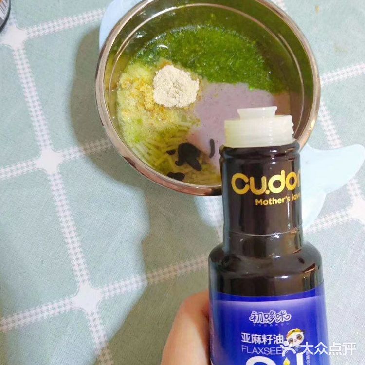 看到宝宝吃的这么香，都值了~满足！