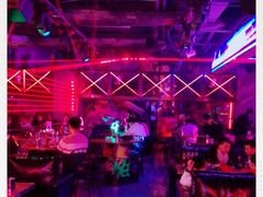 -UP嘻哈酒吧(粉巢店)