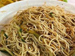 -肥肥虾庄·金牌油焖大虾(沙湖店)