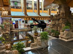 -舜耕山庄四时万和自助餐厅