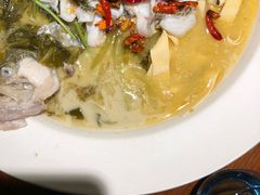 -渔见·精品川菜·老坛酸菜鱼(大朗店)