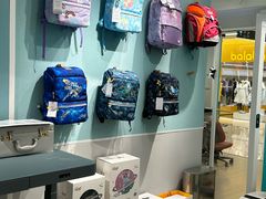 -康朴乐儿童学习桌椅(蓝色港湾店)