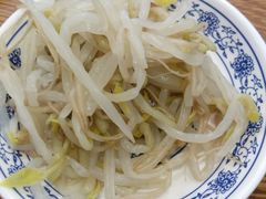 绿豆芽-门框胡同百年卤煮(新街口店)