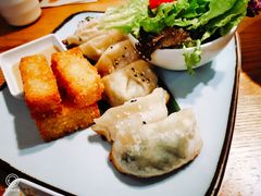 综合锅贴拼盘-蒲石小点(愚园路店)
