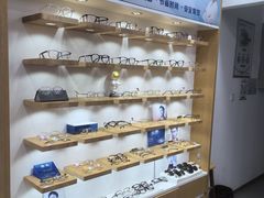 -亿视康青少儿眼镜(五官科店)