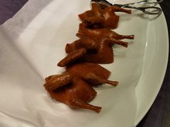 脆皮乳鸽-北京泰富酒店-柏景轩中餐厅