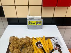 -PIXEL BOY炸鸡店(上海首店)