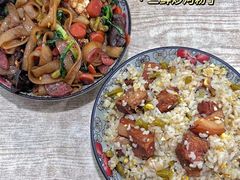 -老头爱马仕酸豇豆炒饭(丰富路店)