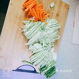 记忆中超级下饭的包菜炒肉丝呀