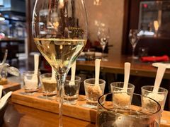 -恰餐厅及酒吧 CHAR Bar & Grill (北京丽都皇冠假日店)