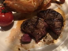 -恰餐厅及酒吧 CHAR Bar & Grill (北京丽都皇冠假日店)