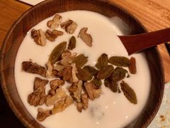 手工自制酸奶-阿里家·新疆烤肉酒場 by MIG