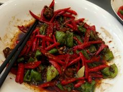 -鱼鲜饭香·招牌汽锅剁椒鱼头王