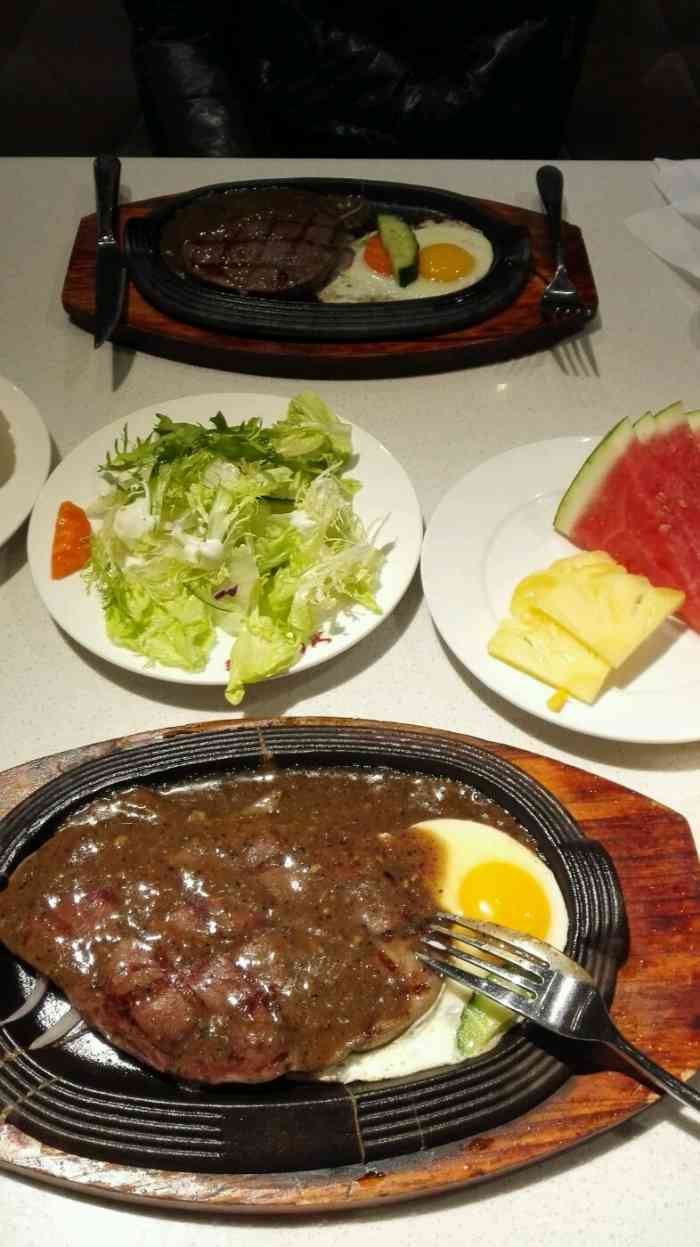 台北牛排(宝山宝龙广场店)-"挺经济实惠的.牛排中规中矩.自助的小食.
