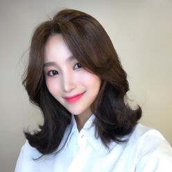 -TOP HAIR SALON