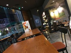 大堂-星巴克臻选(江门汇悦大融城店)