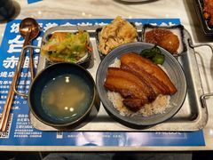 琉璃焢肉饭-馔豚·台北菜专门店(深圳湾万象城店)