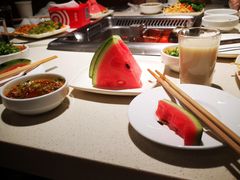 -海底捞火锅鲜切牛肉主题店(长寿路店)