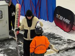 -广州热雪奇迹