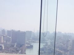 -云顶旋转自助景观餐厅
