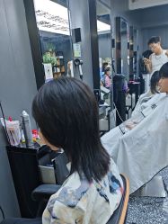 点击看大图 -藤野造型专业烫染接发