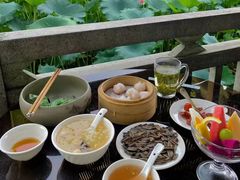 -梅间堂茶馆(绿地缤纷城店)