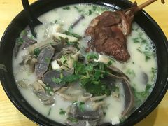 -津津老鸭粉丝馆(正东路店)