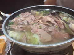 -川堂风·跷脚牛肉·乐山爆炒(宝山日月光店)
