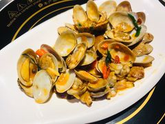 -沪小胖小龙虾(淮海中路旗舰店)