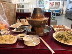 -鑫渔港海鲜本地菜·山海关浑锅(东戴河店)