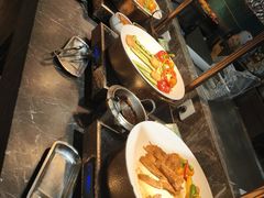 -金马门国际美食百汇(珞喻路店)