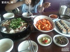 阿姨的家-郑阿姨的家·이모네·韩料&烤肉(武川路店)