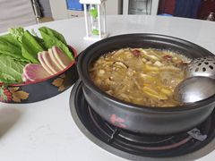 -菌之家·专业纯野生菌火锅·特色炒菌