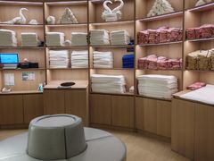 -涨巢·潮玩水疗局