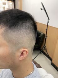 -纯剪男士理发馆·烫染专业店