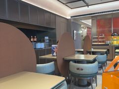 -桔子酒店(上海西藏北路地铁站店)