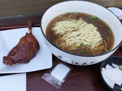 -百年老字号·观振兴蟹黄面·三虾面·苏式面(观前街富仁坊巷店)