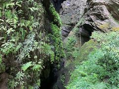 -龙水峡地缝景区
