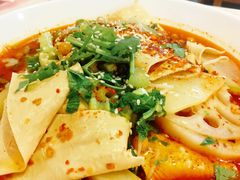 -牛八秒油泼冒菜(宽窄巷子店)