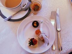 -Salon de Ville浦江汇(上海外滩华尔道夫酒店店)