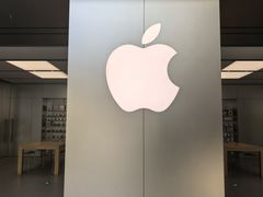 -Apple零售店(华贸购物中心店)