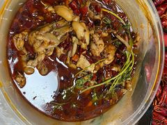 -龙巢盱眙龙虾·牛蛙·烧烤宵夜(八卦岭店)
