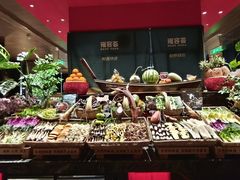 -雍容荟帝王蟹活龙虾展台自助(IFS黑金店)