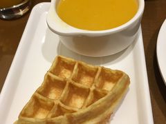 -戈尔登酒店·满堂彩咖啡厅