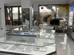-光明眼镜·蔡司授权(徐泾店)