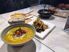 -盒马鲜生(解百新元华店)