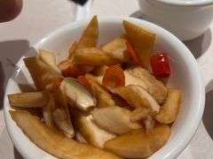 -年辉渔村·非遗传承餐厅(新丰江店)